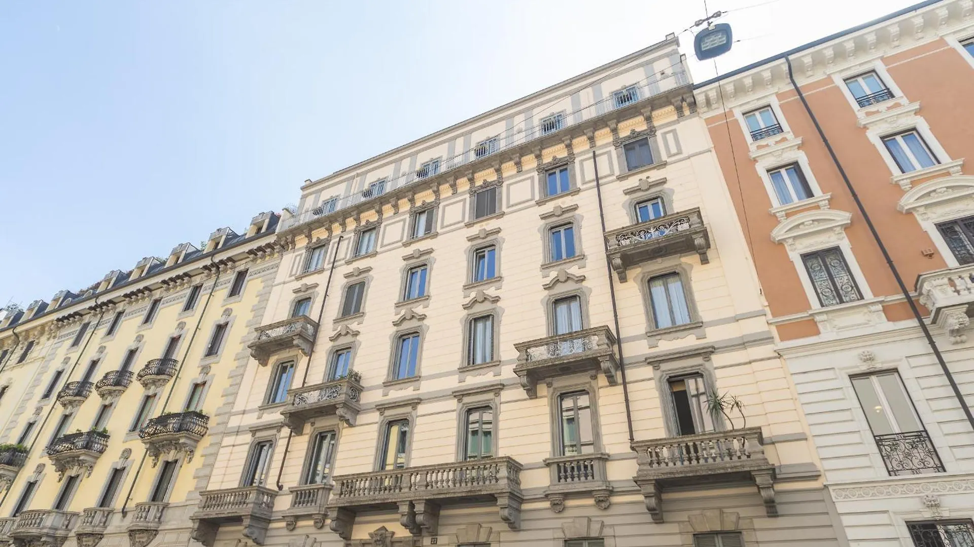 Sunny Apartment With Terrace In Milan City Center By Rentopolis 0*,  Italien